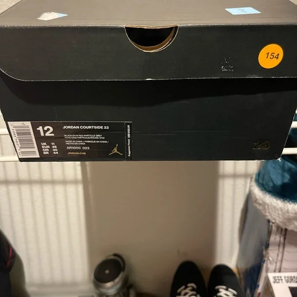 Jordan courtside 23 “particle grey” - Picture 9 of 9